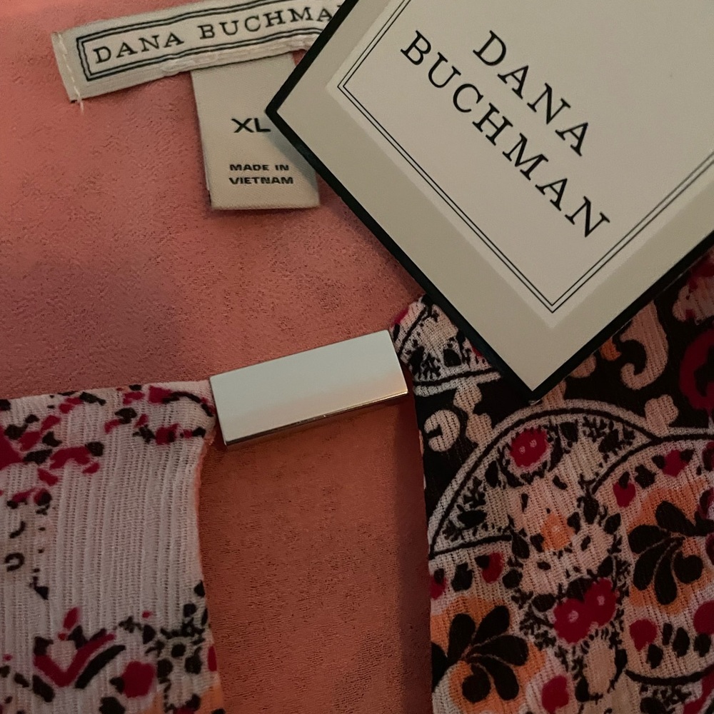 Dana Buchanan Top, Size XL cute peach color - Picture 2 of 2